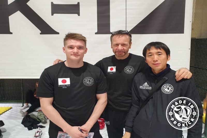 A huge thanks to Mark Bird, for helping out and being our tour-guide, Mark is living and fighting out of Tokyo. Also to Mr. Hiro Mochizuki for all his help and hard work in organising the matches in Japan.